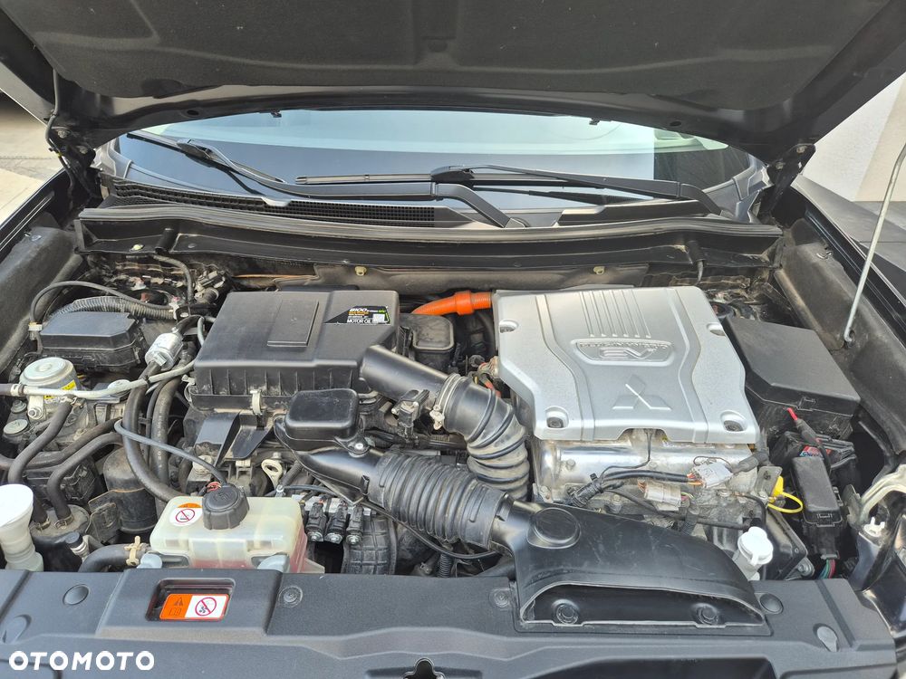 Mitsubishi Outlander Intense + - 27