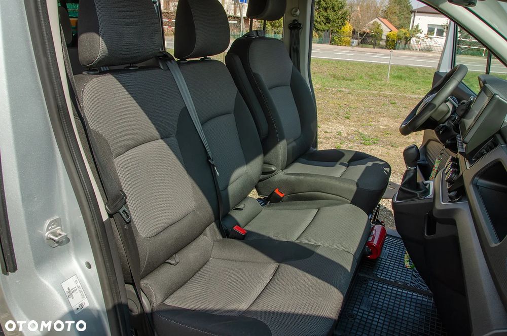 Renault Trafic 2.0 dCi EDC - 17