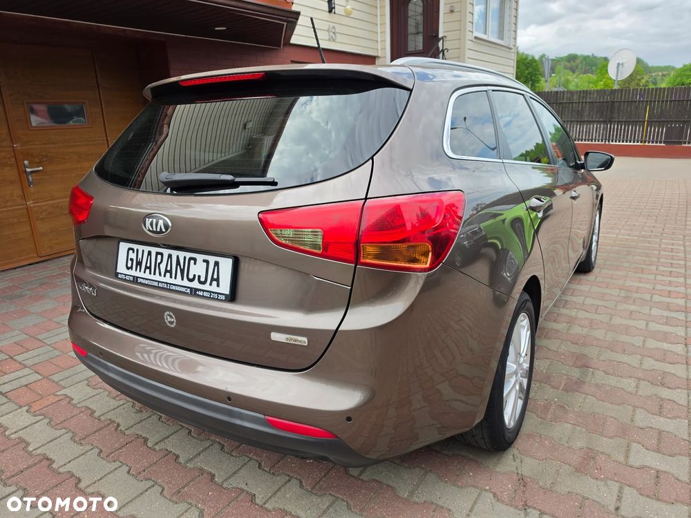 Kia Ceed 1.6 CRDi 128 ISG Spirit - 2