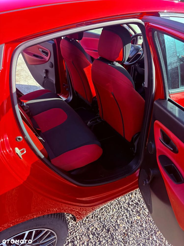 Lancia Ypsilon Y 0.9 TwinAir Turbo 8V Automatik Platinum - 10