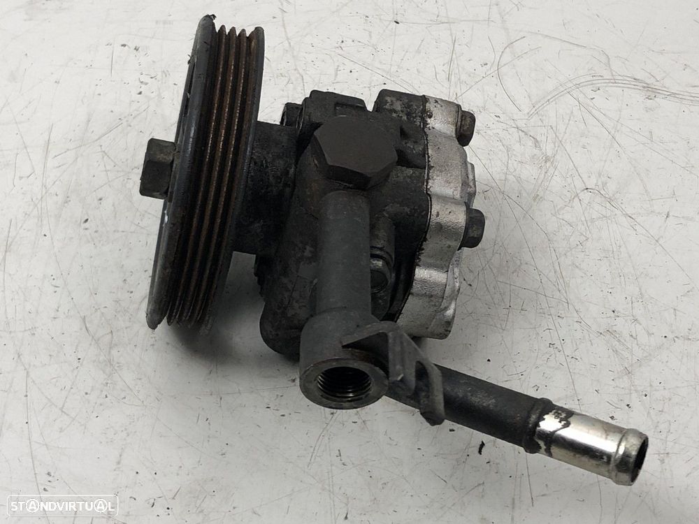 Bomba direcção assistida Usado NISSAN NP300 NAVARA (D40) 2.5 dCi | 07.05 -  REF.... - 5