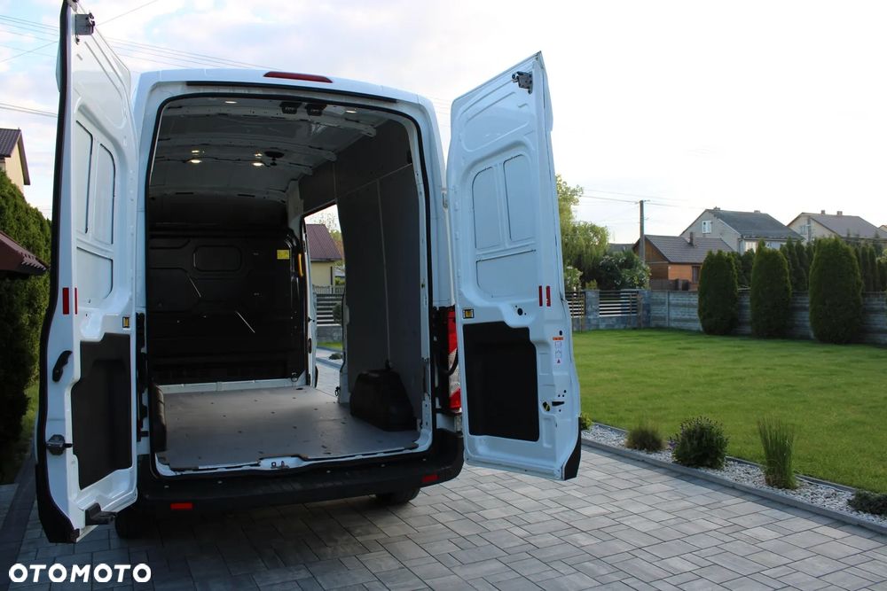 Ford Transit - 13