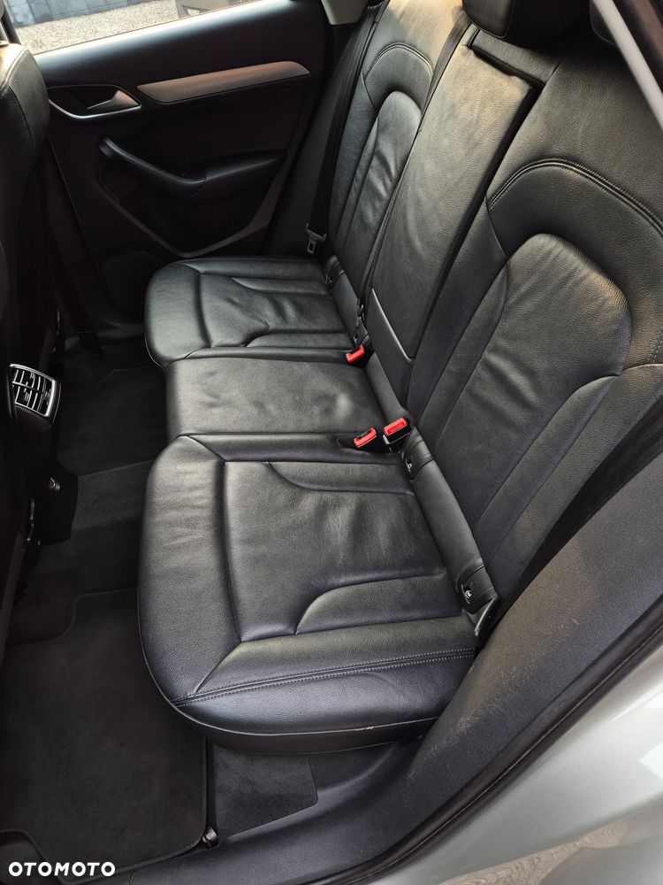 Audi Q3 2.0 TFSI Quattro S tronic design - 10