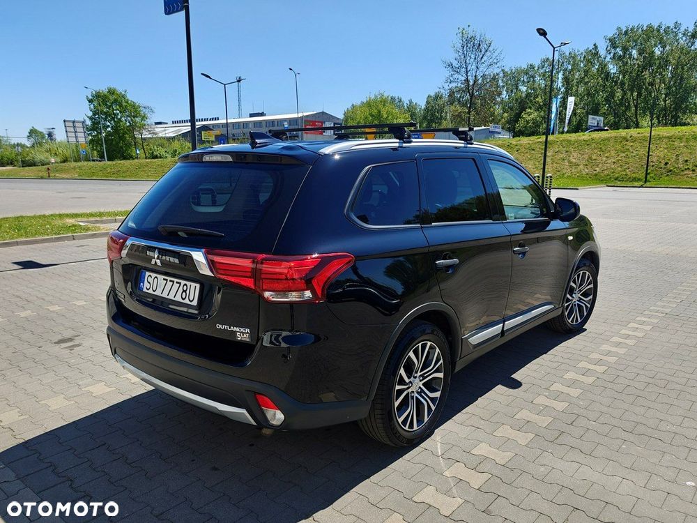 Mitsubishi Outlander - 3