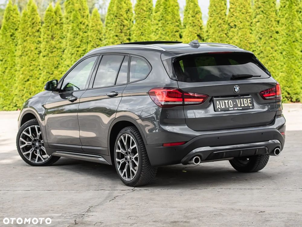 BMW X1 xDrive20d Sport Line sport - 9