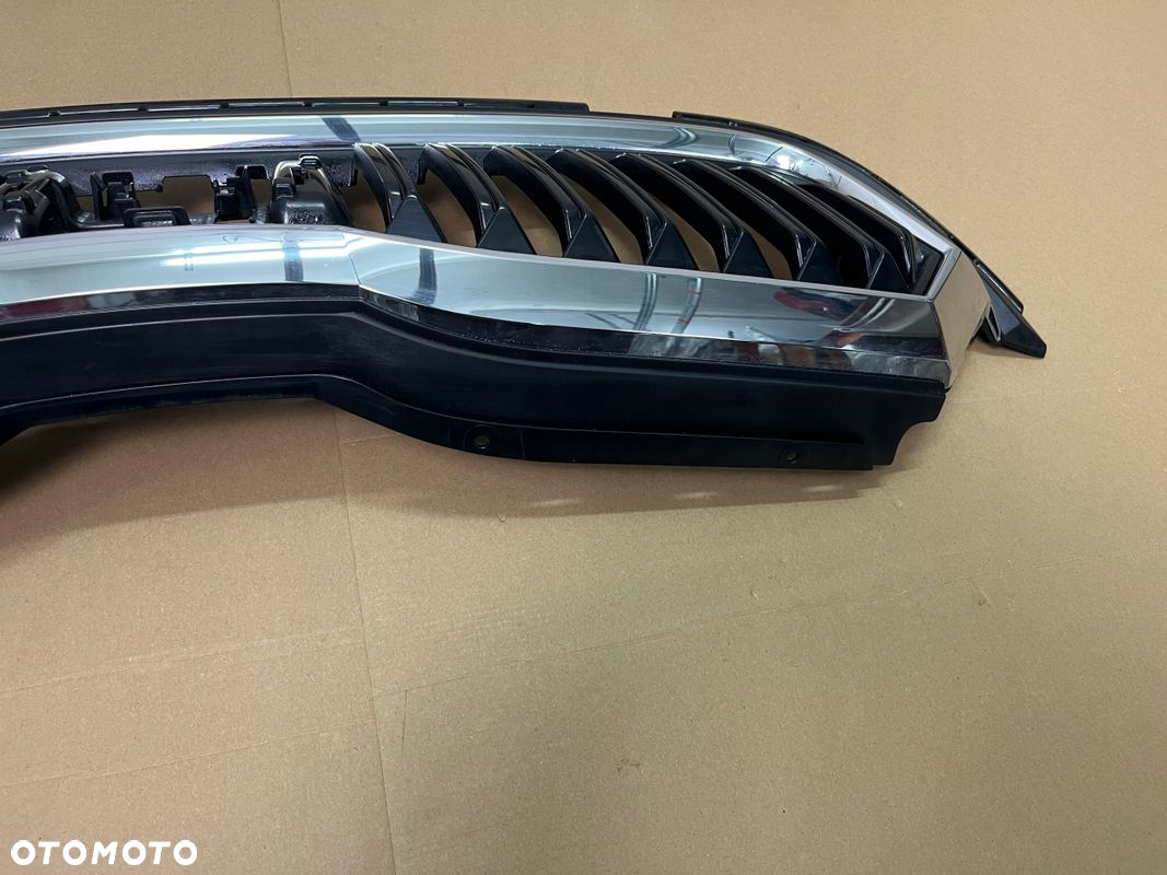 GRILL SKODA OCTAVIA IV ATRAPA ZDERZAKA OCTAVIA IV GRILL 2019-2024 - 8