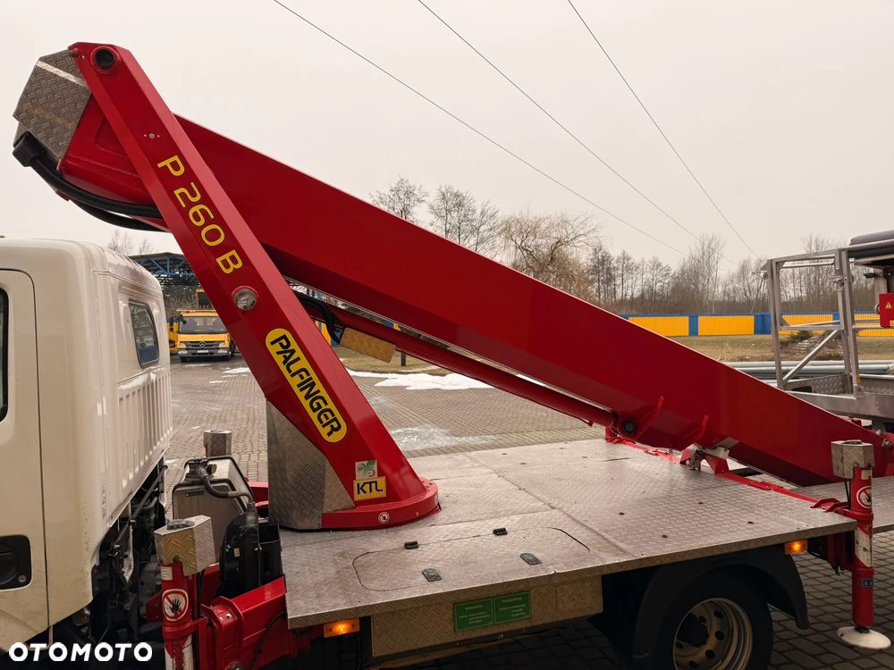 Palfinger P260B (26m w bok 14m)Nissan CABSTAR - 4