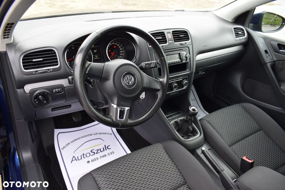 Volkswagen Golf - 15