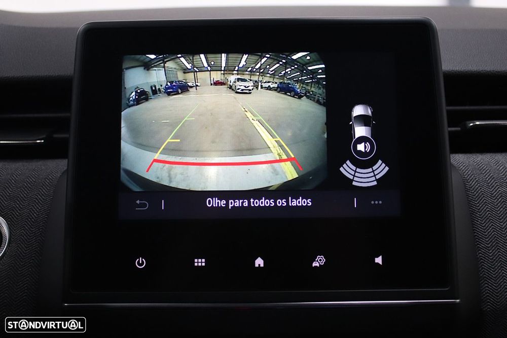 Renault Clio 1.0 TCe Techno Bi-Fuel - 11