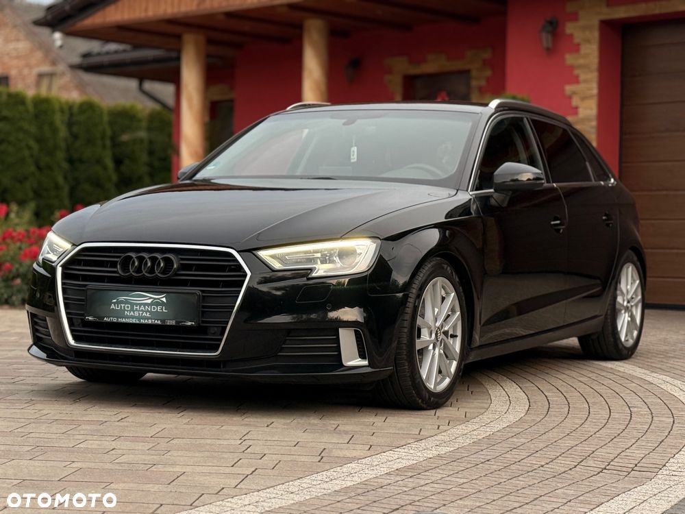 Audi A3 Sportback 2.0 TDI design - 5