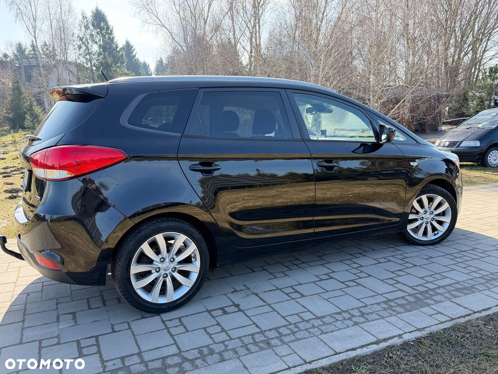 Kia Carens 1.7 CRDi L - 14
