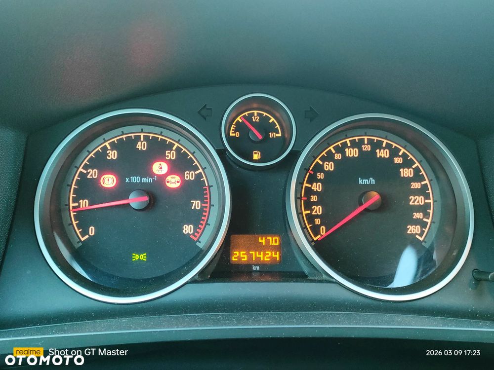 Opel Zafira 1.8 - 16