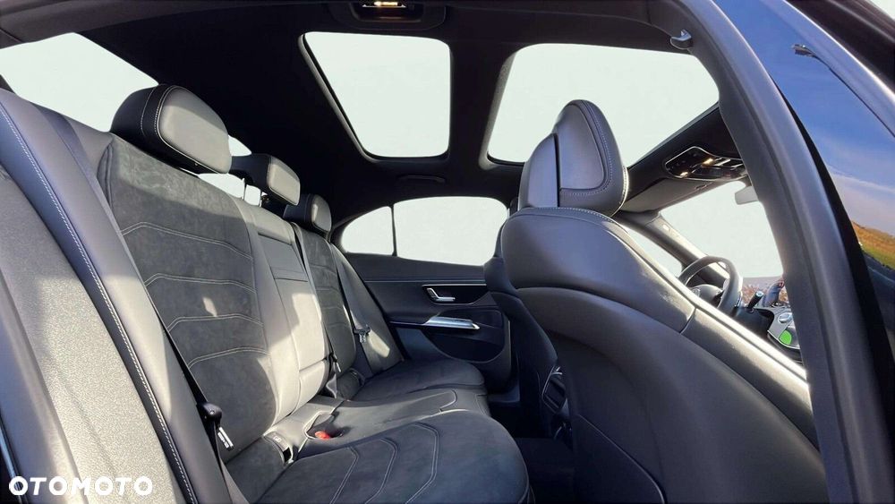 Mercedes-Benz Klasa E - 17