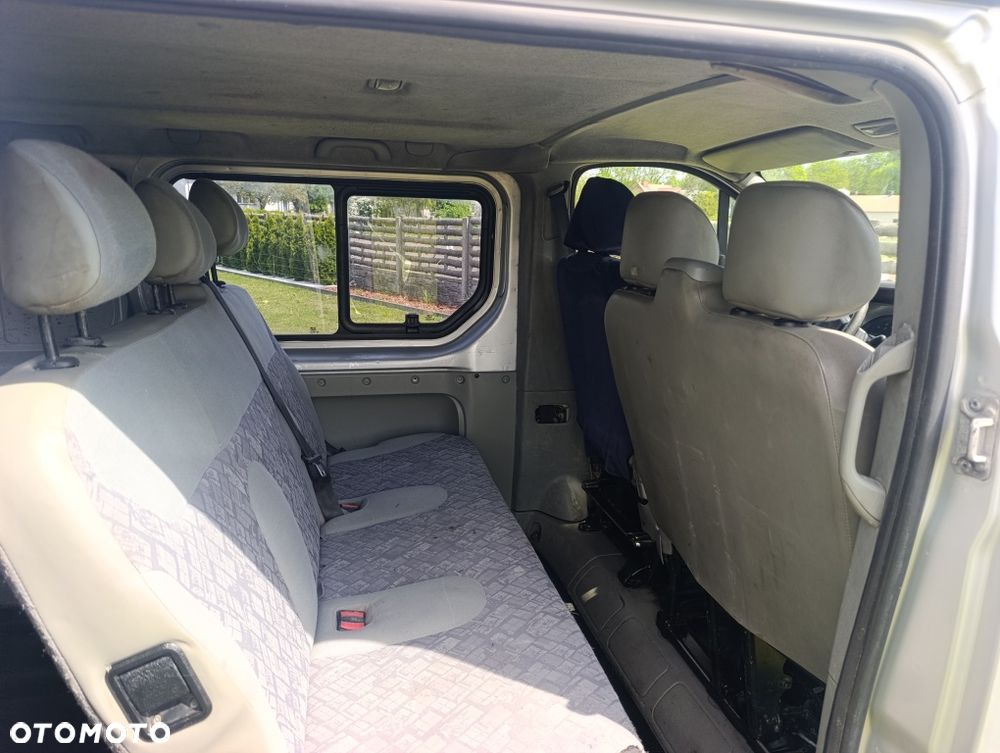 Opel Vivaro - 8