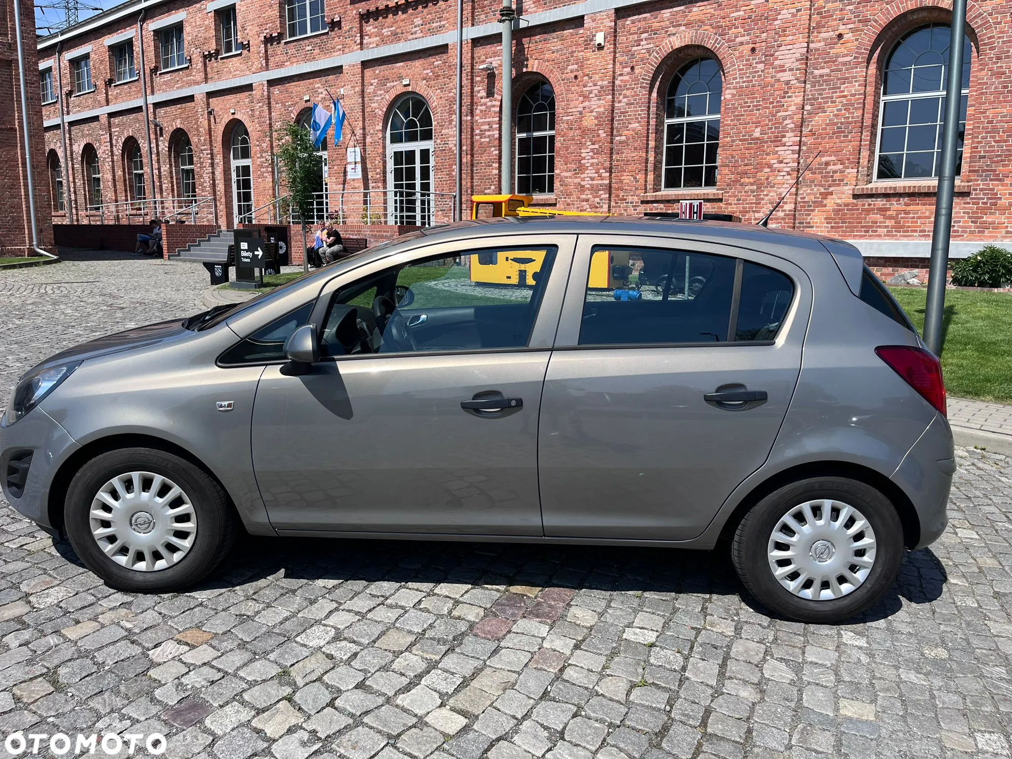 Opel Corsa 1.0 12V Edition / Active - 10