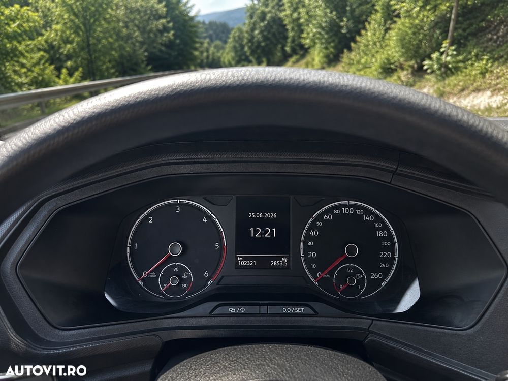 Volkswagen T-Cross - 4