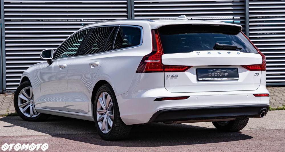 Volvo V60 D3 Geartronic Momentum - 12