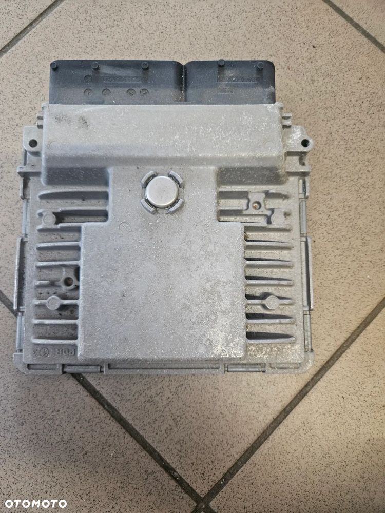 Volkswagen Golf VI 1.2 tsi audi seat komputer sterownik silnika 03f906070fs - 2