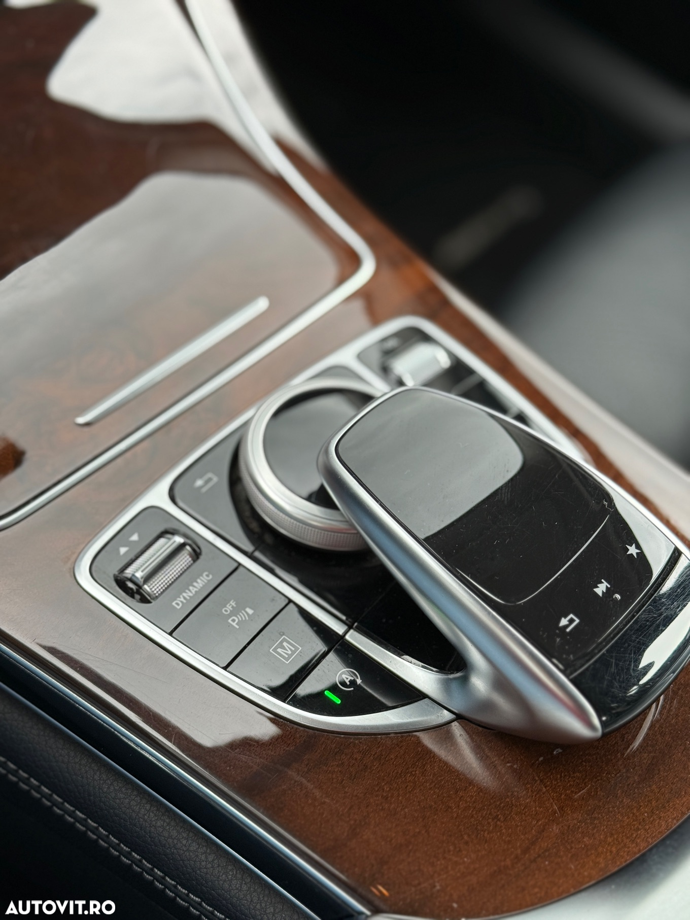 Mercedes-Benz GLC 220 d 4MATIC - 31
