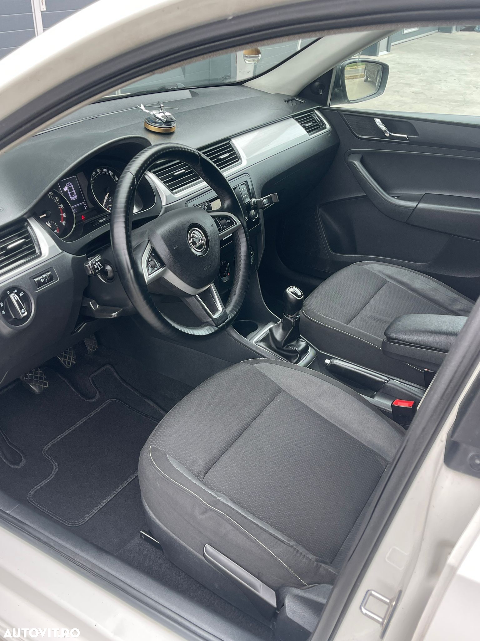 Skoda RAPID 1.6 TDI Active - 5