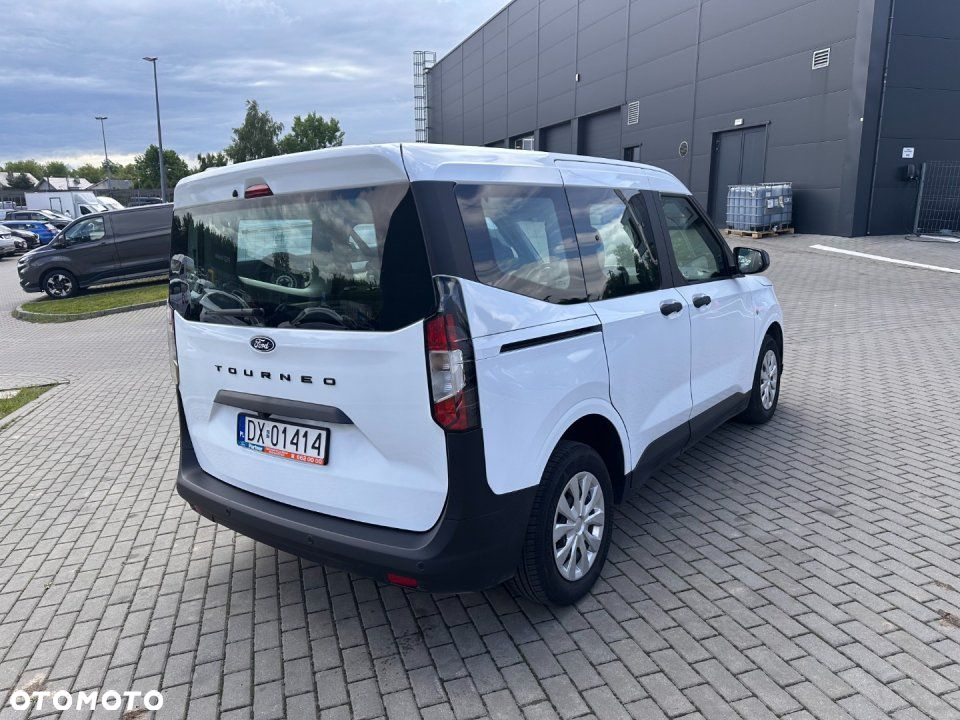 Ford Tourneo Courier - 7
