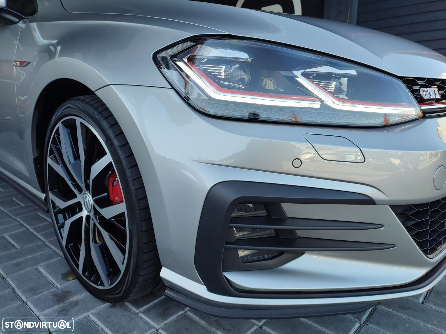 VW Golf 2.0 TSI GTI DSG Performance - 45