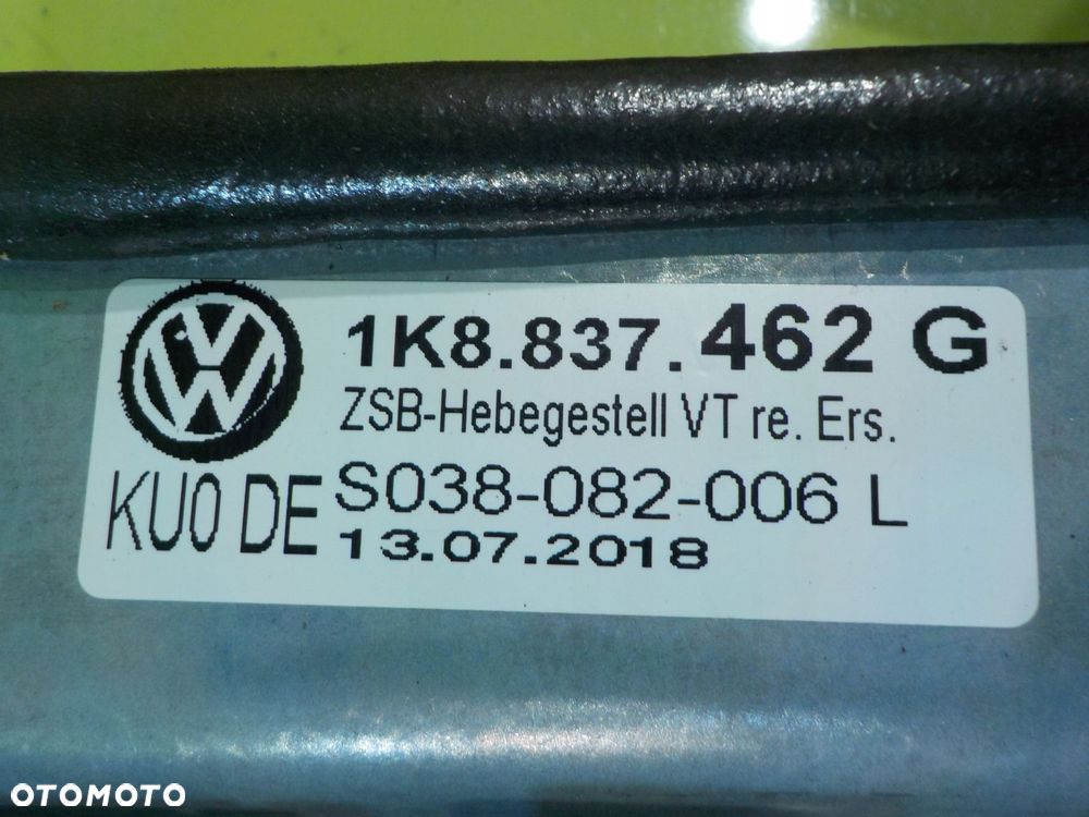 VW SCIROCCO 2.0 TSI 09r 3D podnosnik szyby prawy przod 1K8837462G - 4