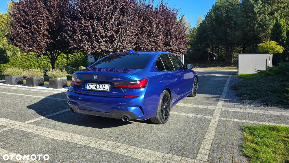 BMW Seria 3 330e xDrive M Sport sport - 12