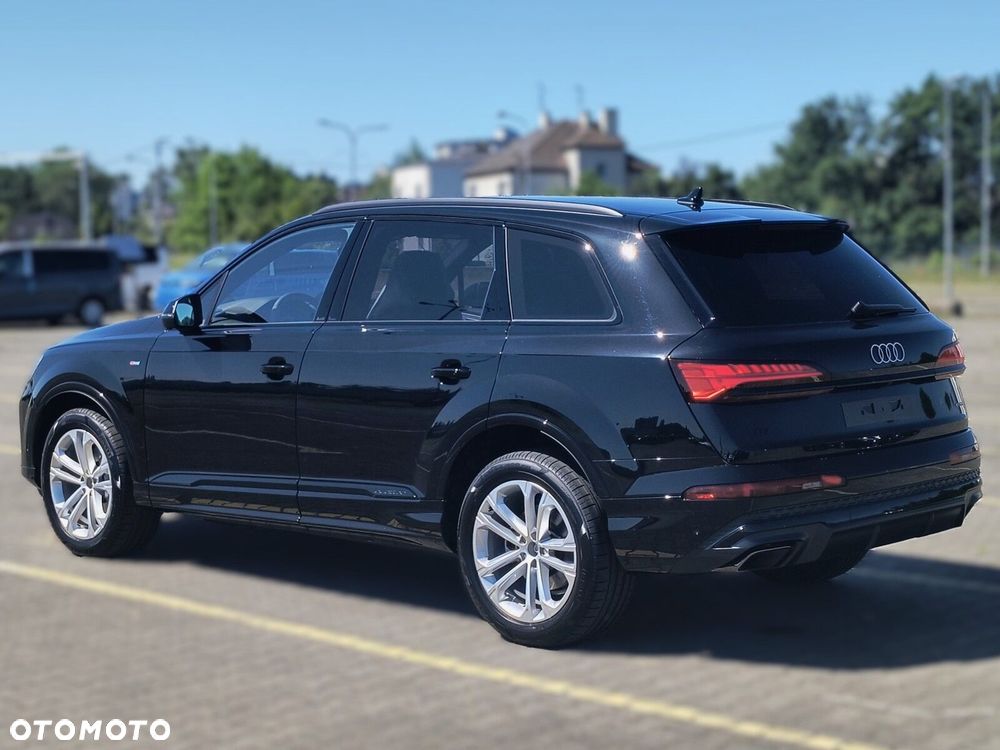 Audi Q7 - 8
