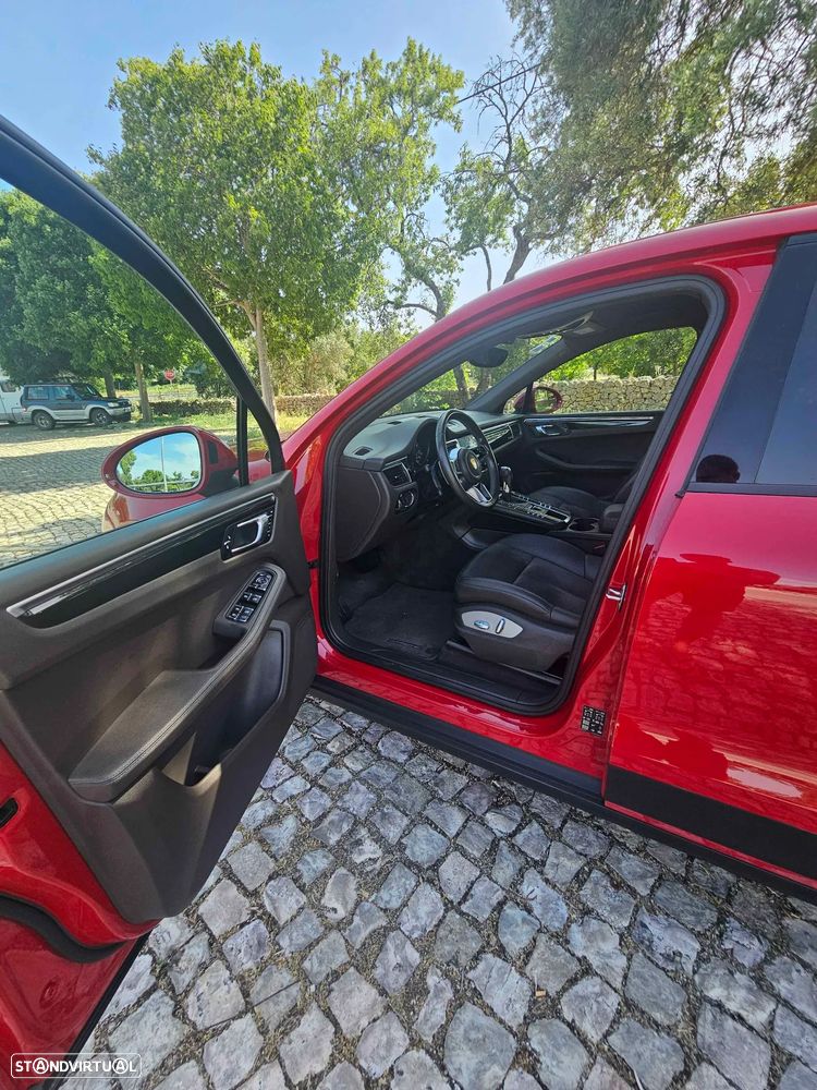 Porsche Macan 2.0T - 21