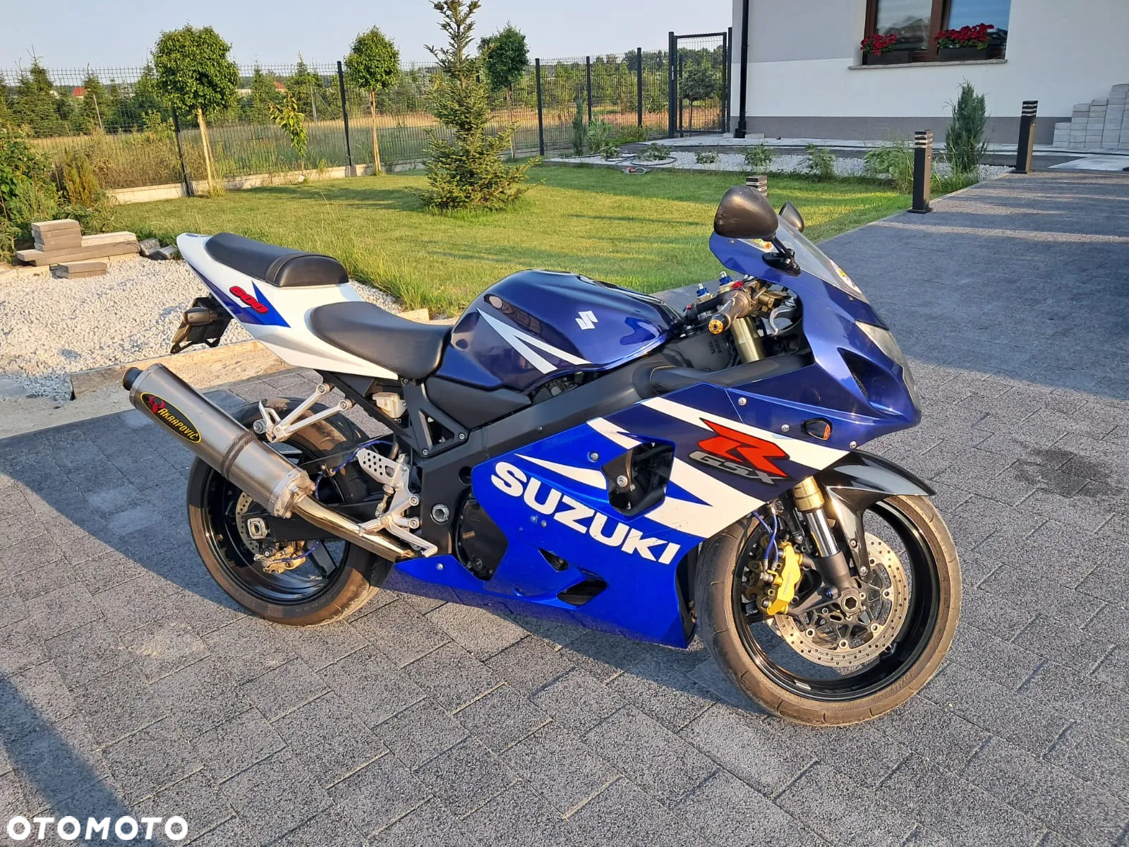 Suzuki GSX-R - 4