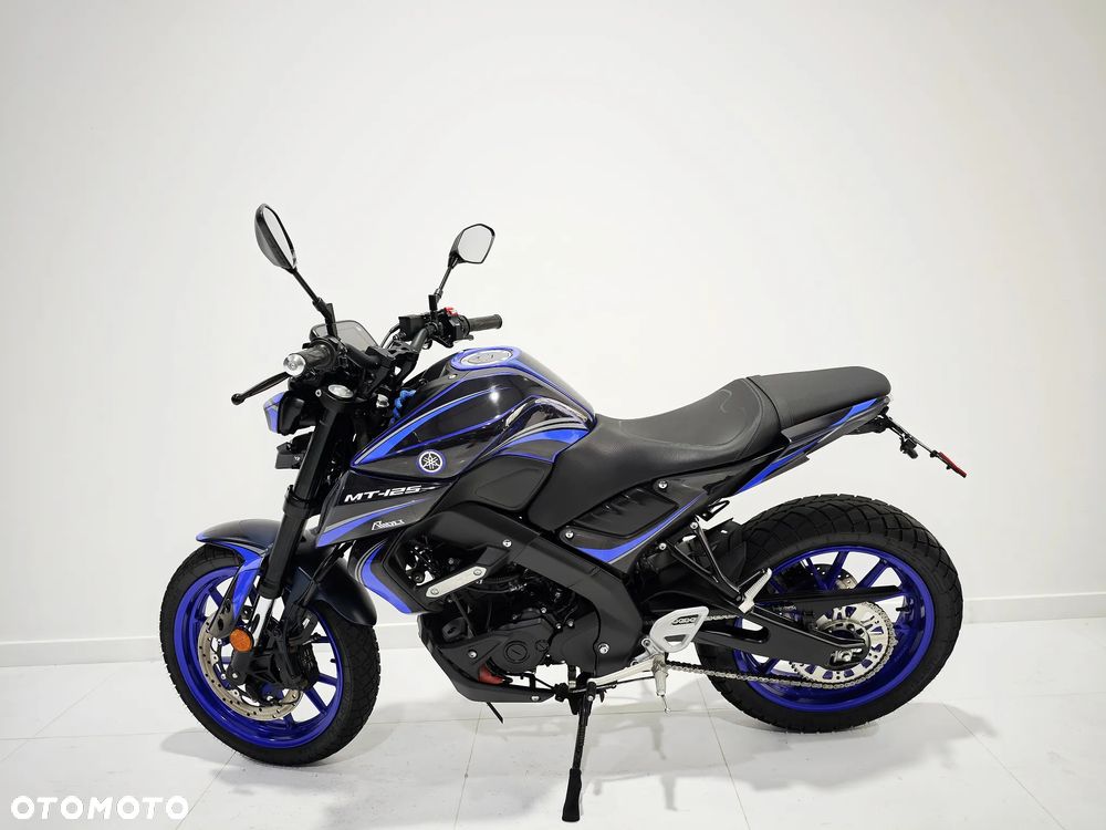 Yamaha MT - 4