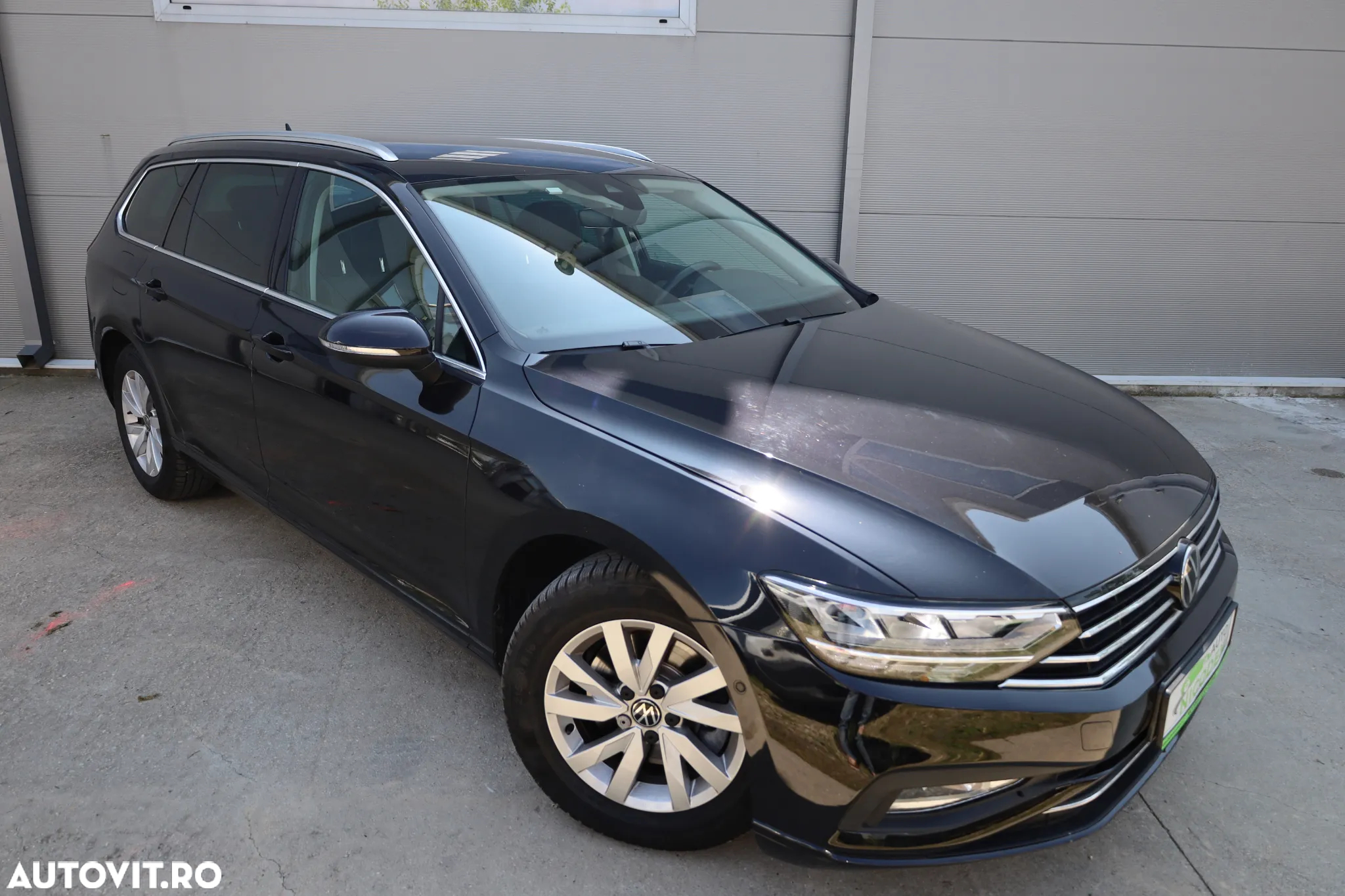 Volkswagen Passat Variant 2.0 TDI DSG Comfortline - 9