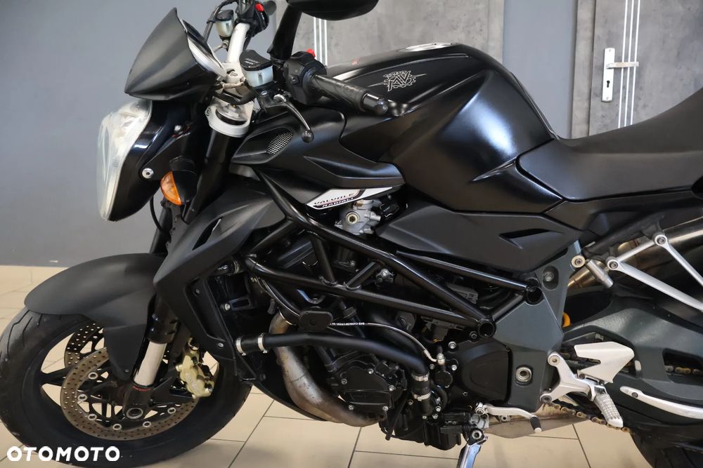 MV AGUSTA Brutale - 12