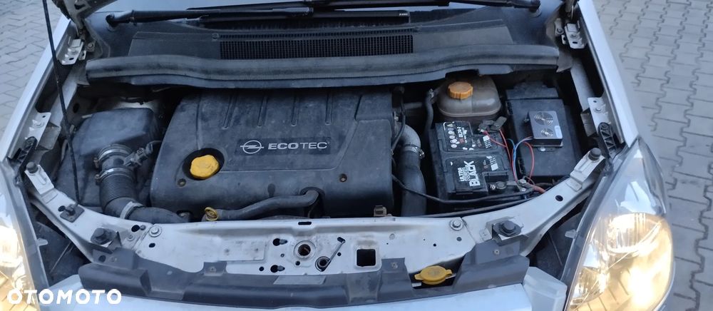 Opel Zafira 1.9 CDTI Cosmo - 13