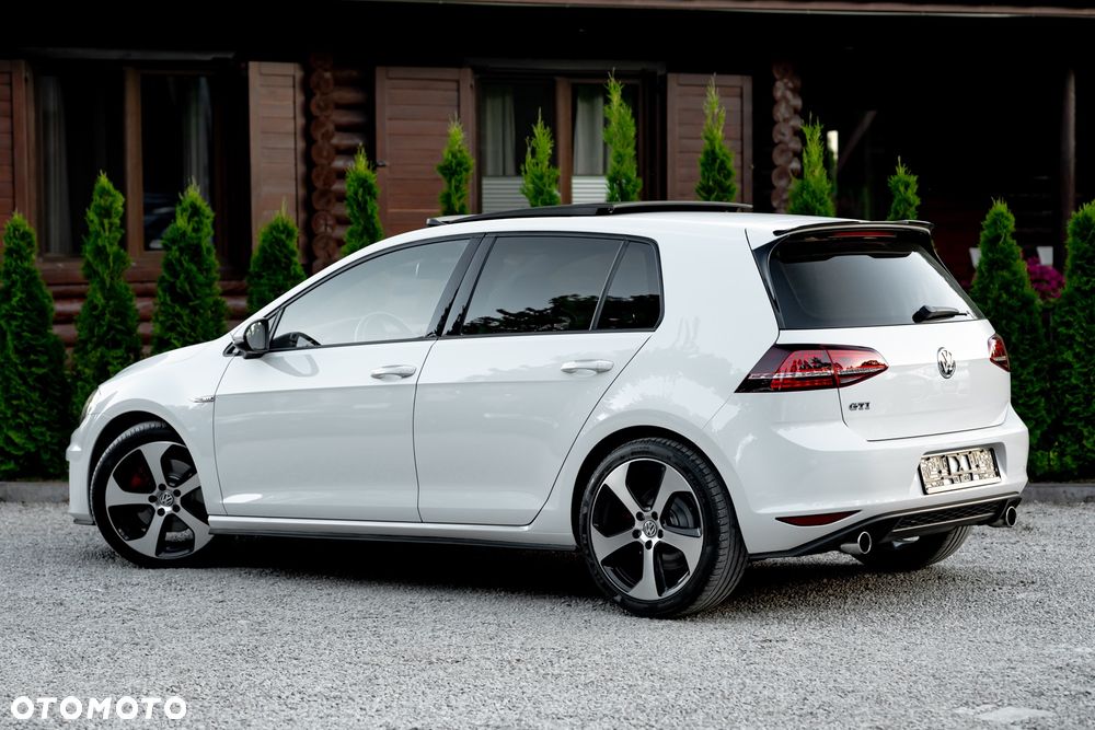 Volkswagen Golf 2.0 TSI BMT GTI - 14