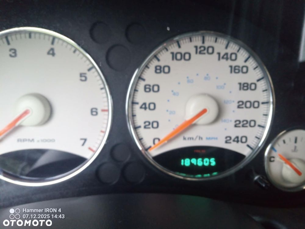 Jeep Cherokee - 7