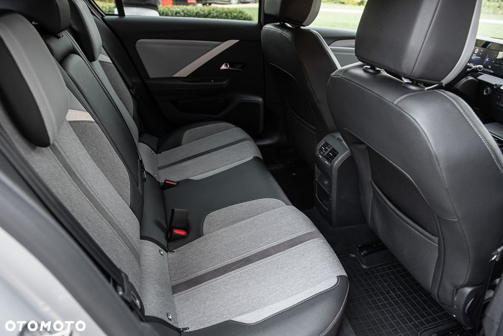 Opel Astra 1.5 CDTI Elegance S&S - 19