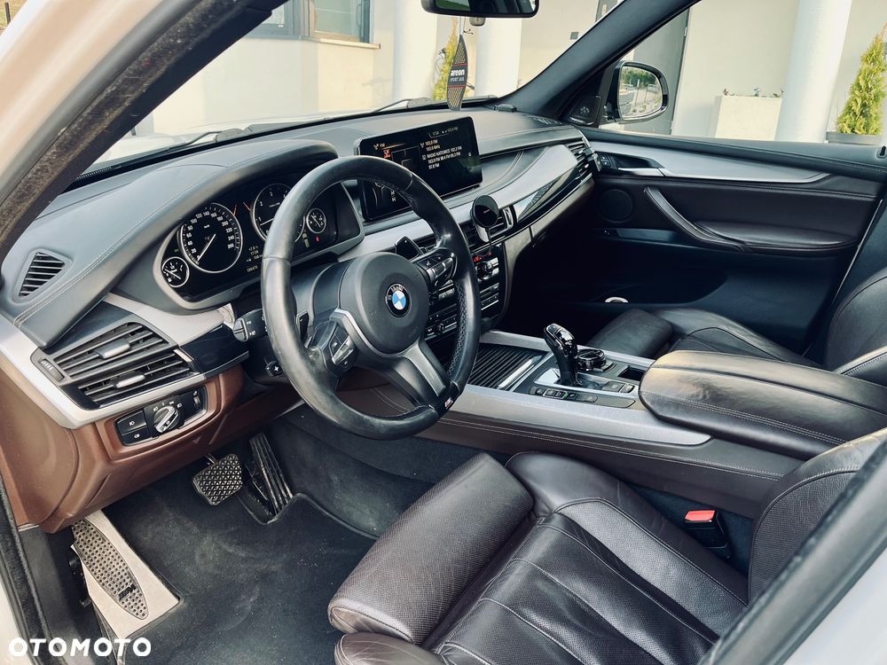 BMW X5 M M50d - 9