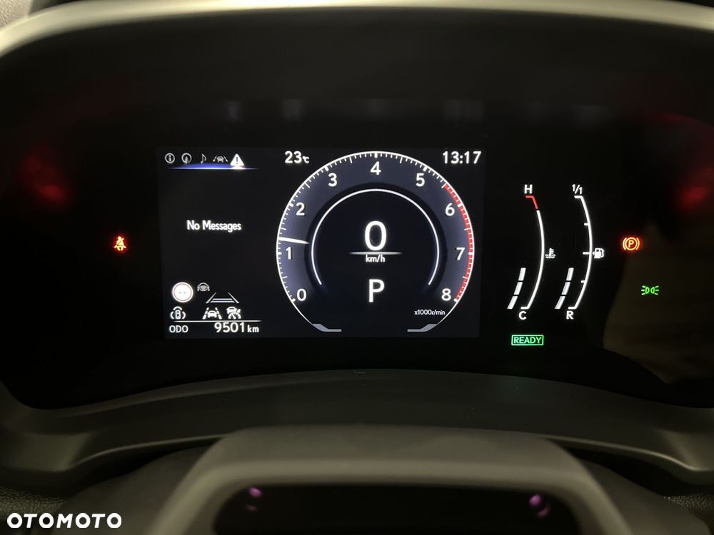 Lexus LBX 1.5 Hybrid - 21