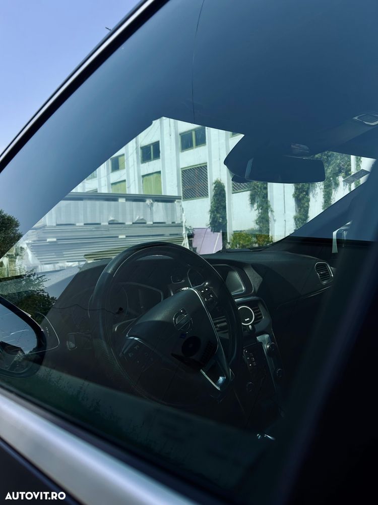 Volvo V40 D4 RDesign - 3