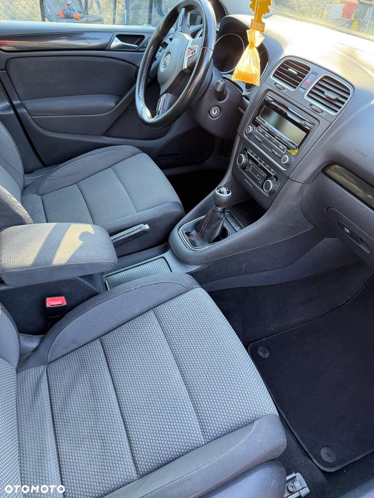 Volkswagen Golf 2.0 TDI DPF BlueMotion Technology Comfortline - 16