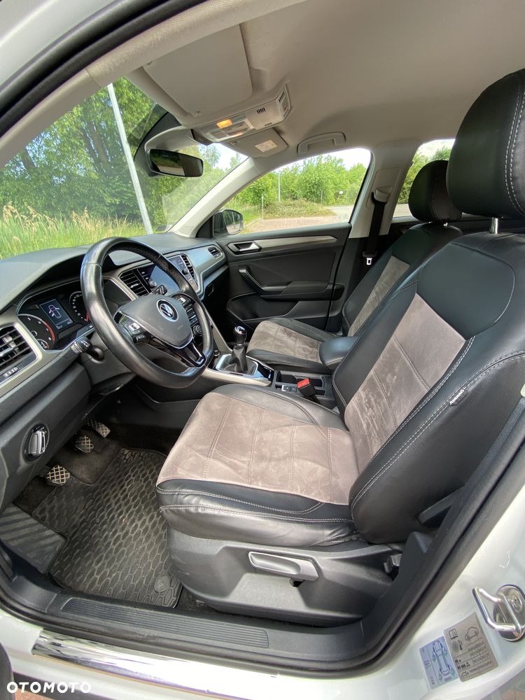 Volkswagen T-Roc ver-1-5-tsi-gpf-act-advance - 13