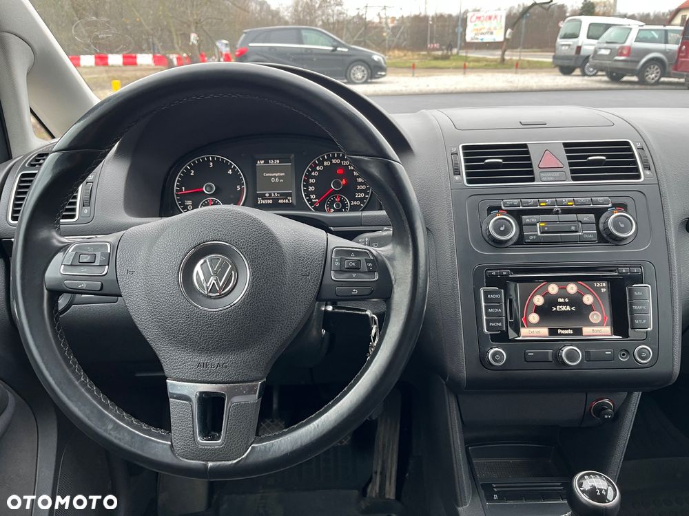 Volkswagen Touran 2.0 TDI Highline - 14