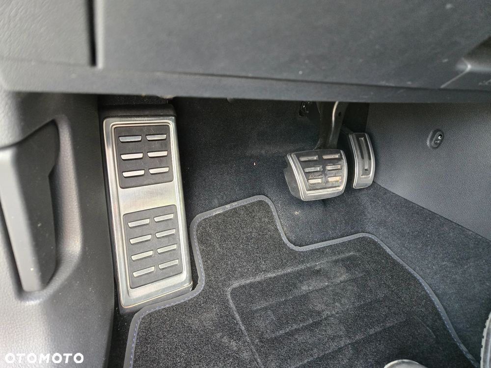 Volkswagen Golf 1.4 TSI BMT Highline DSG - 34