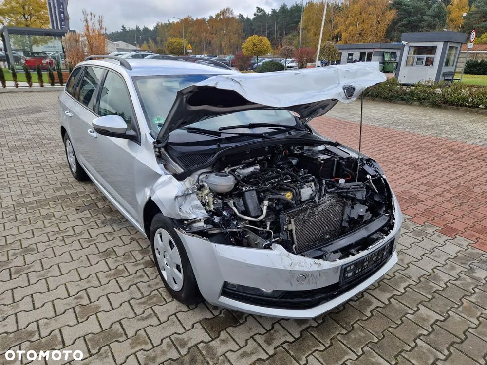 Skoda Octavia 1.6 TDI Active - 10