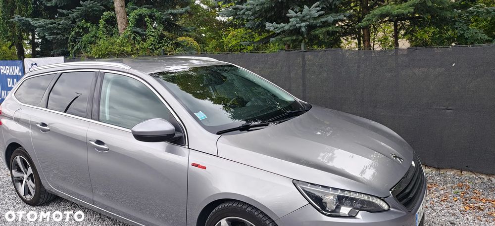 Peugeot 308 2015 photo 4