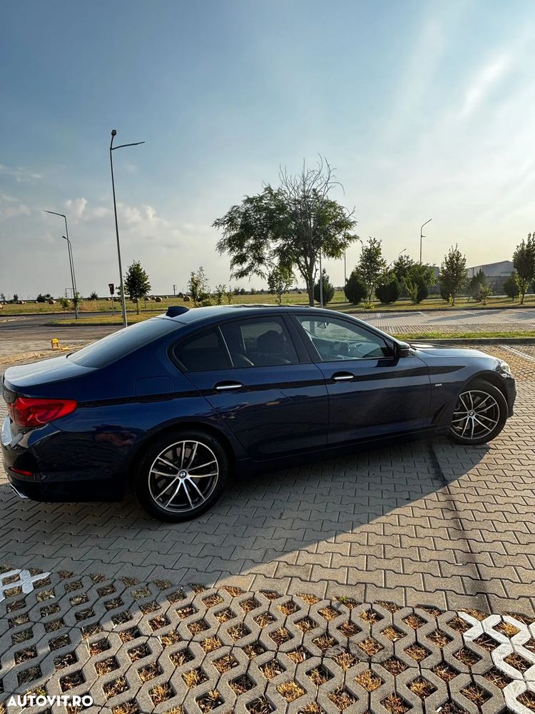 BMW Seria 5 540i xDrive AT - 9