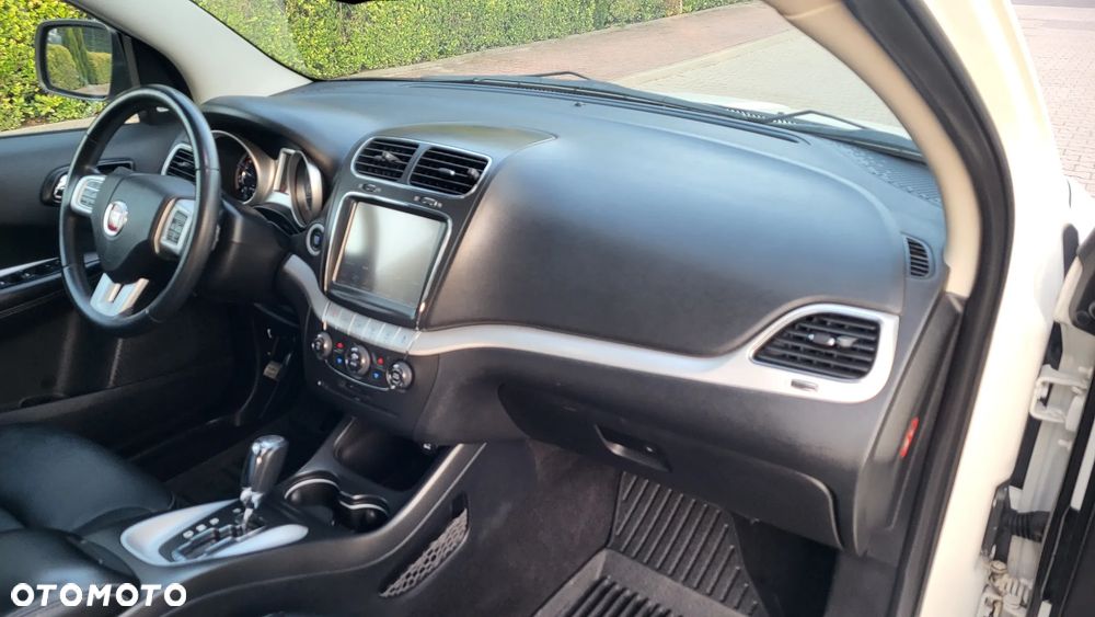 Fiat Freemont 2.0 Multijet 16V DPF Automatik Allrad Lounge - 6