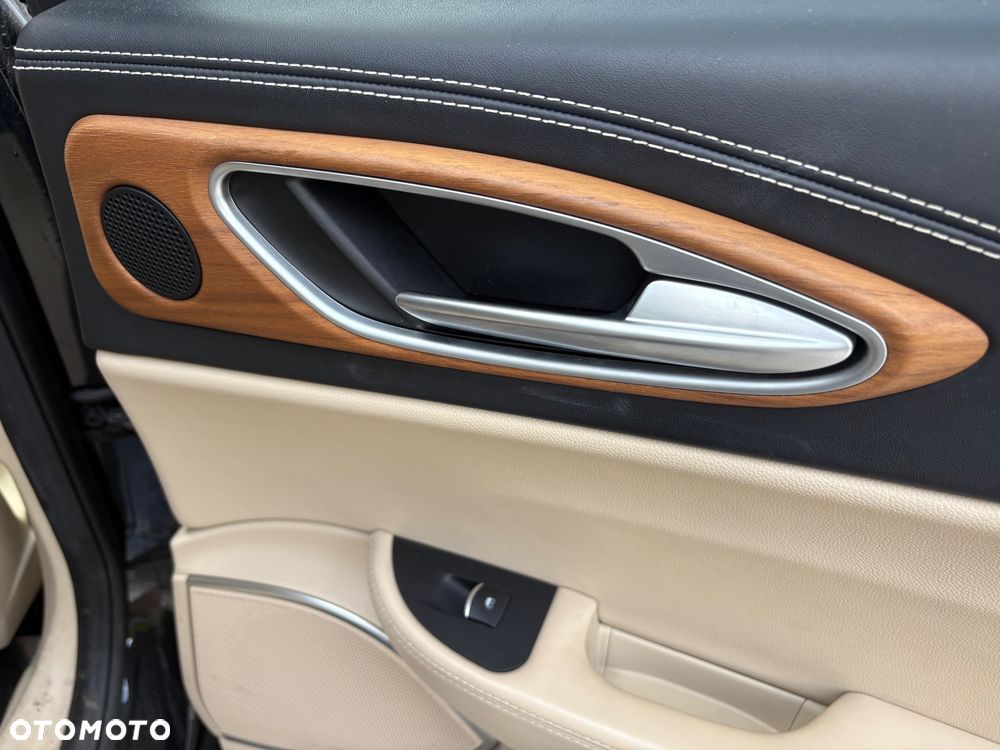 Alfa Romeo Giulia 2.0 Turbo Veloce Q4 - 16